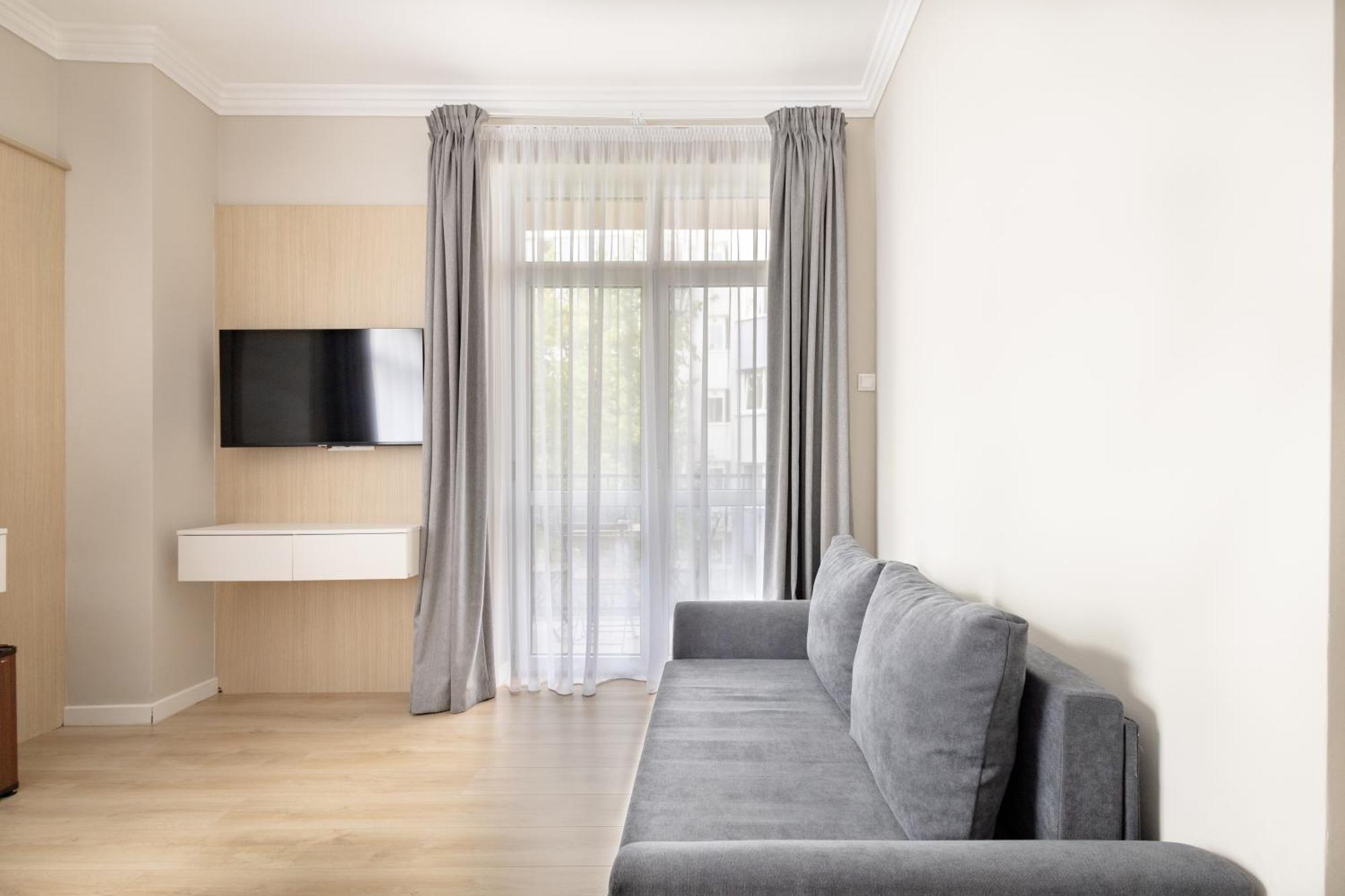 Piccolo Mondo By Citybookings Boekarest Buitenkant foto