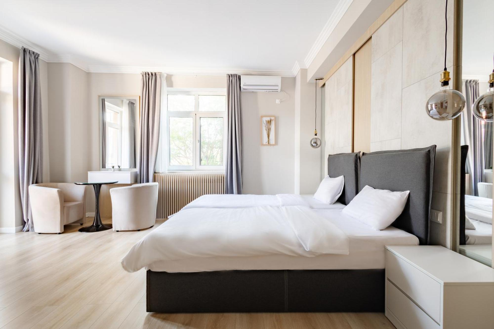 Piccolo Mondo By Citybookings Boekarest Buitenkant foto