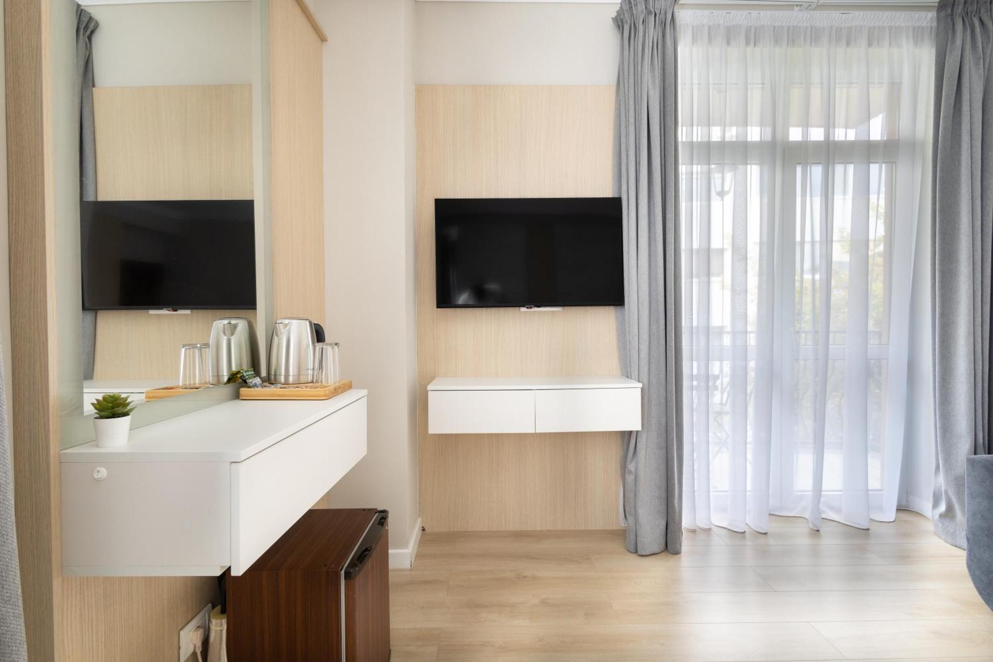 Piccolo Mondo By Citybookings Boekarest Buitenkant foto