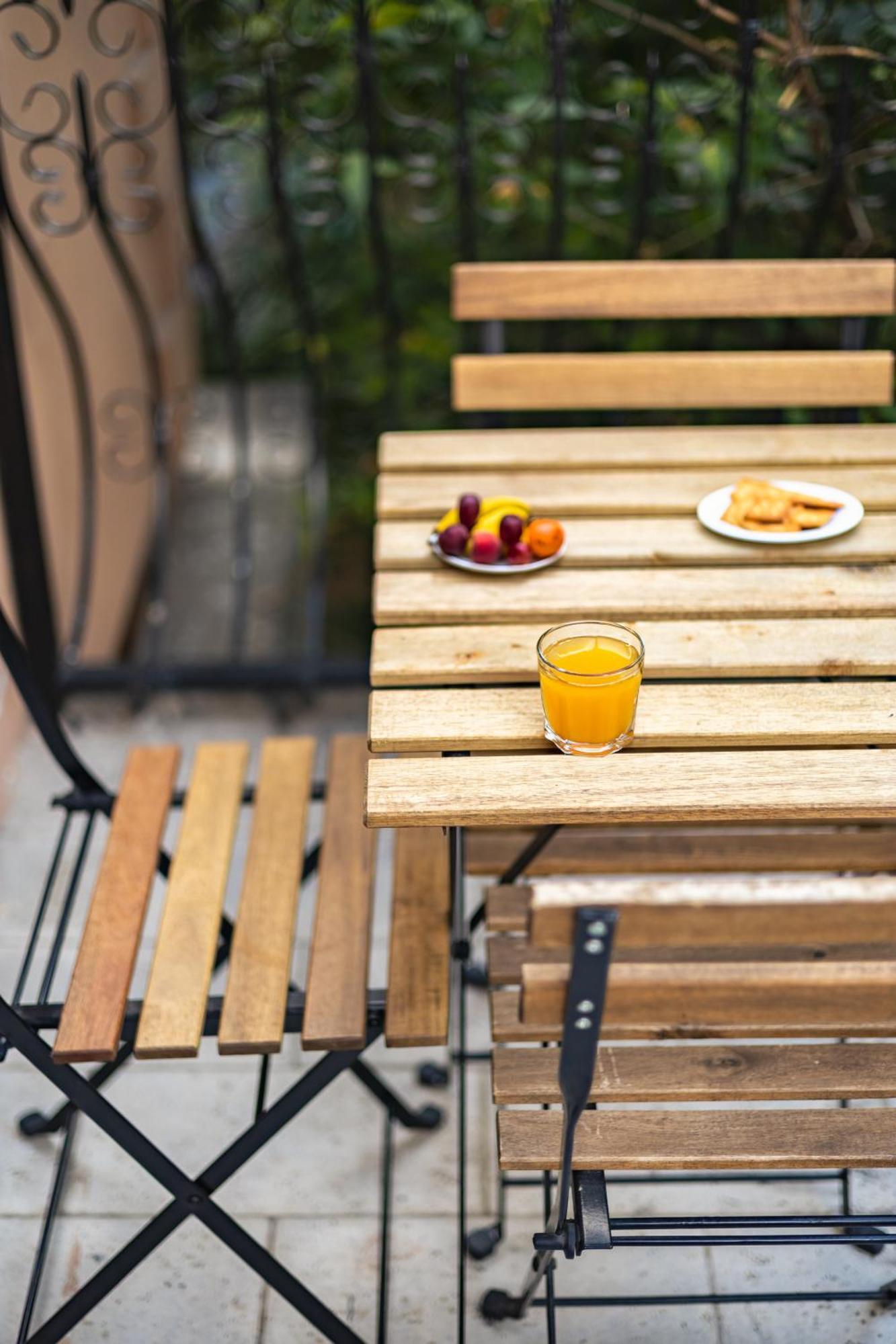 Piccolo Mondo By Citybookings Boekarest Buitenkant foto
